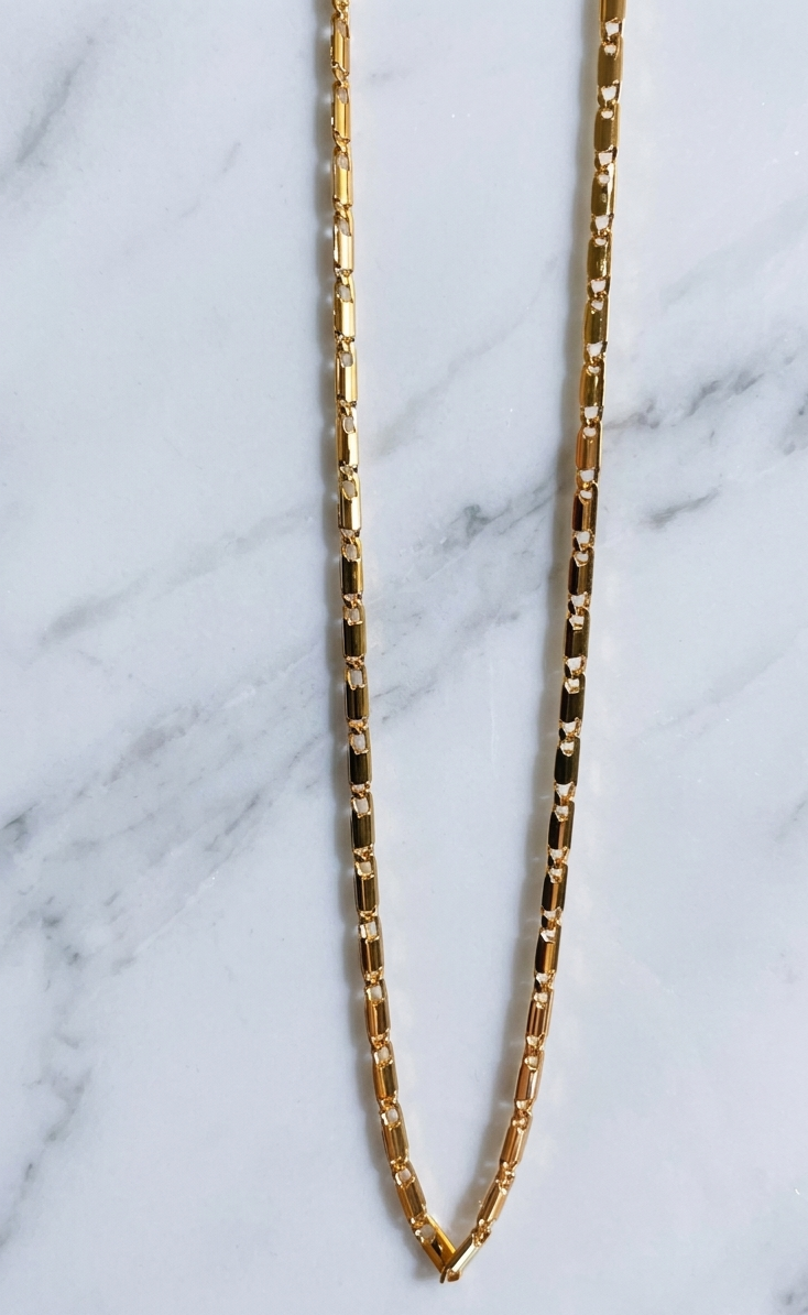 16-Inch Delicate Gold Link Chain Necklace – Minimalist Everyday Bar & Link Chain