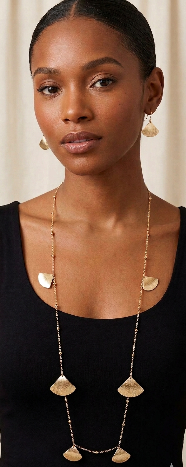 Textured Ginkgo Motif Necklace & Earring Set