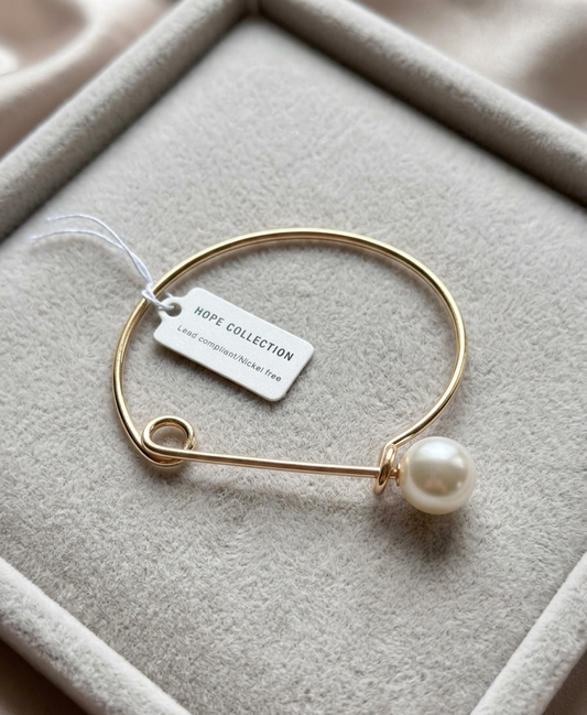 Minimalist Gold-Tone Safety Pin Pearl Bangle Bracelet