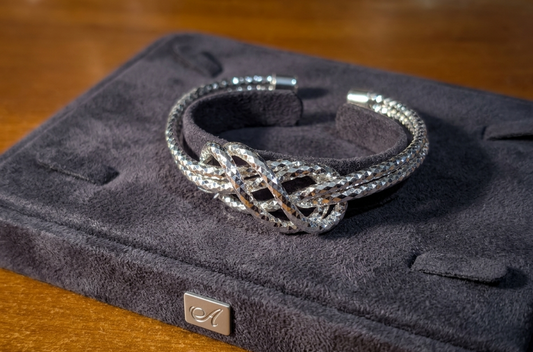 Elegant Diamond-Cut Silver-Tone Infinity Love Knot Mesh Cuff Bracelet