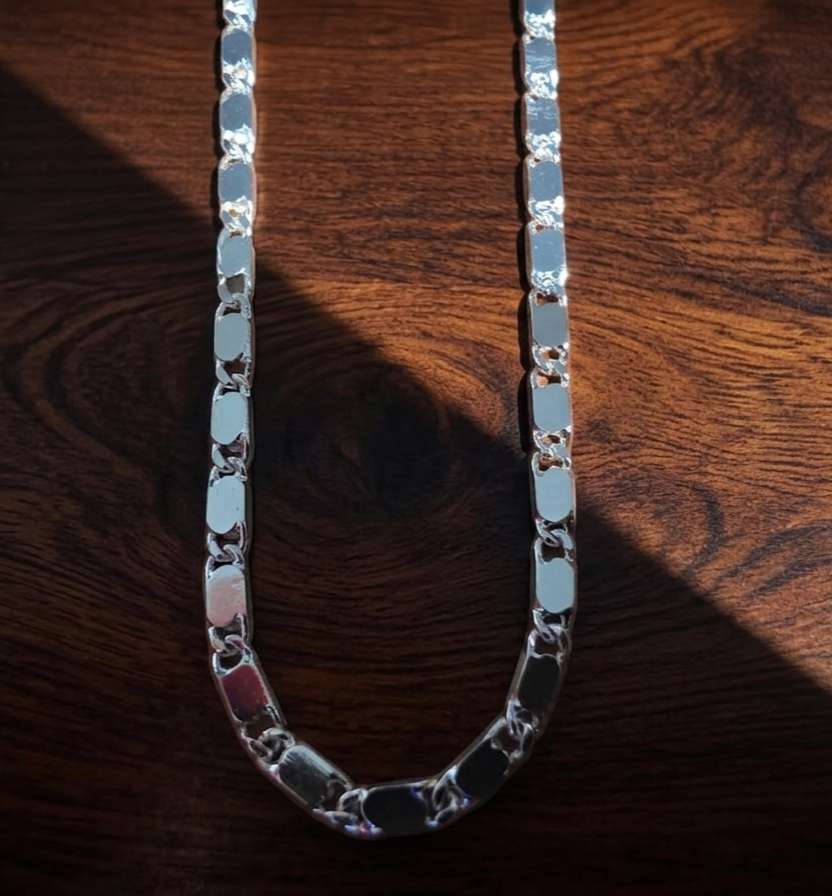 18-Inch Elegant Silver Bar & Link Chain Necklace – Classic Everyday Statement Chain