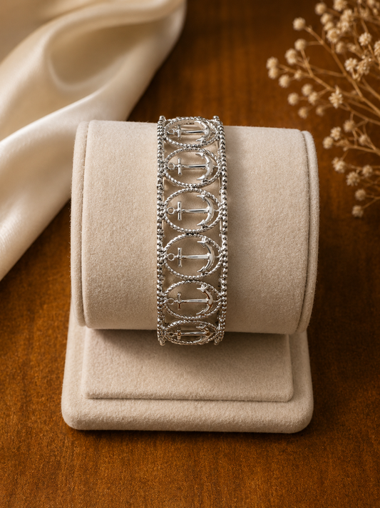 Vintage-Style Silver-Tone Nautical Anchor Filigree Panel Bracelet